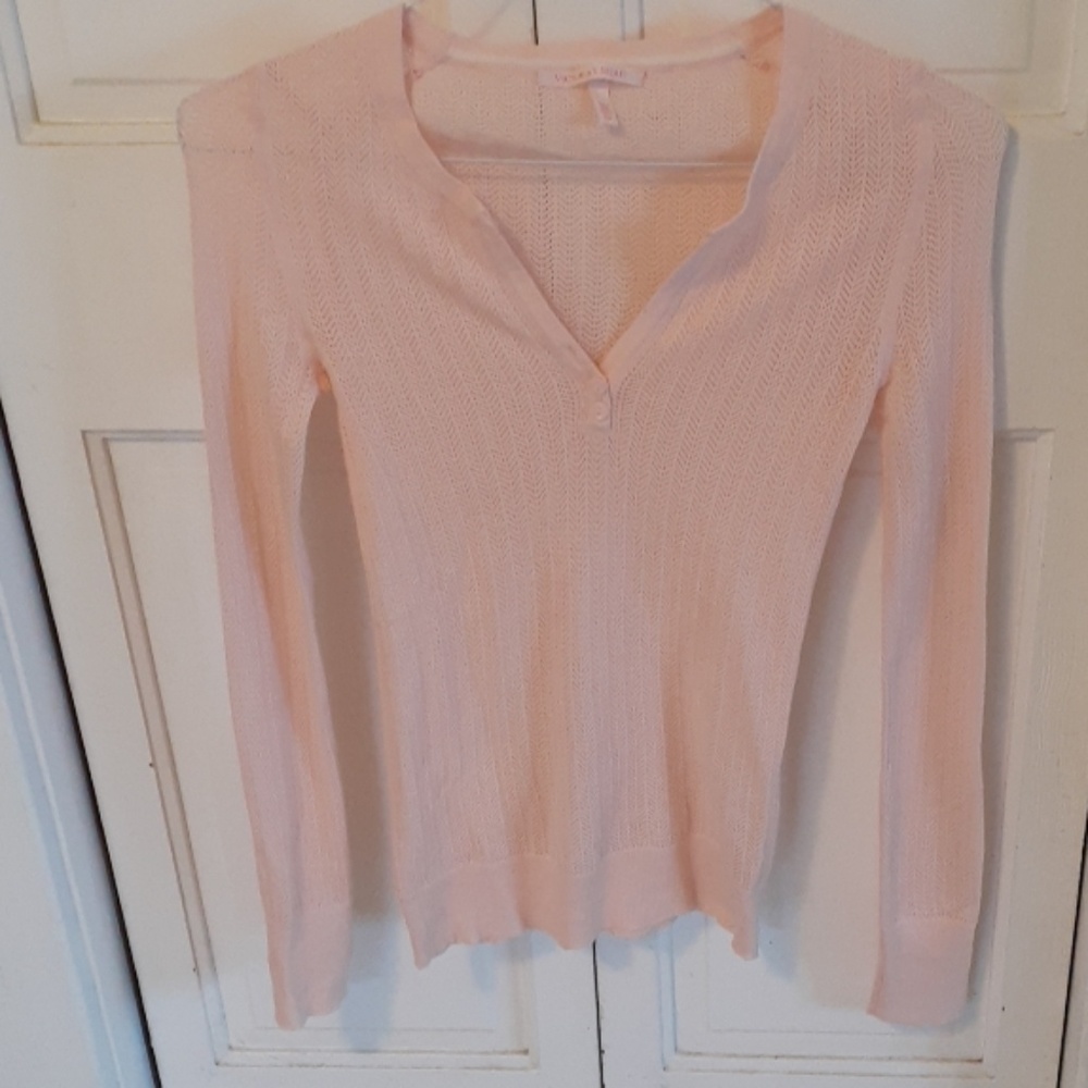 Long Sleeve V-Neck
